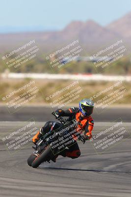 media/Mar-24-2025-Moto Forza (Mon) [[57ce5c5cff]]/1-Advanced Group/Session 2 Turn 11/